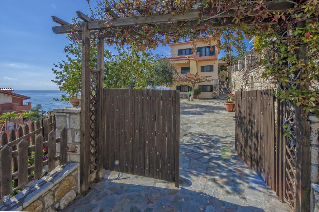 פראליה וראחו Villa Giovanni מראה חיצוני תמונה